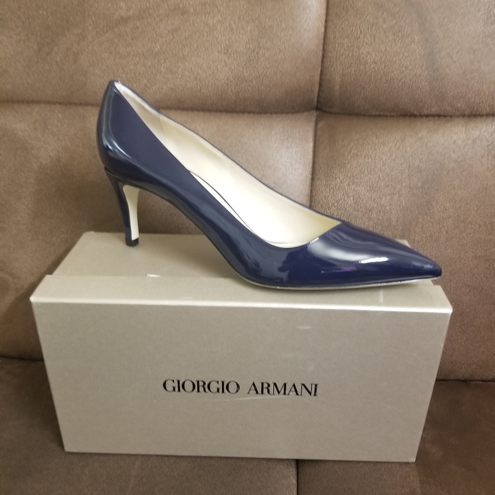 Giorgio Armani Navy Women's Pointed Toe Heels Pump